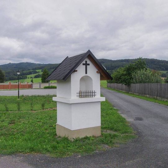 Kaplička v Petrově nad Desnou u hřbitova
