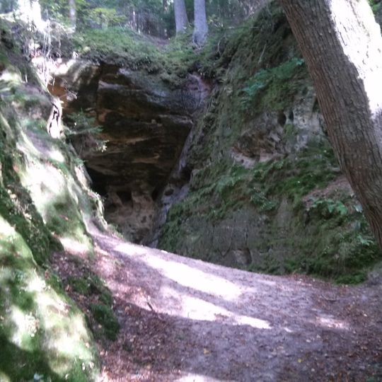 Līču-Laņģu klintis