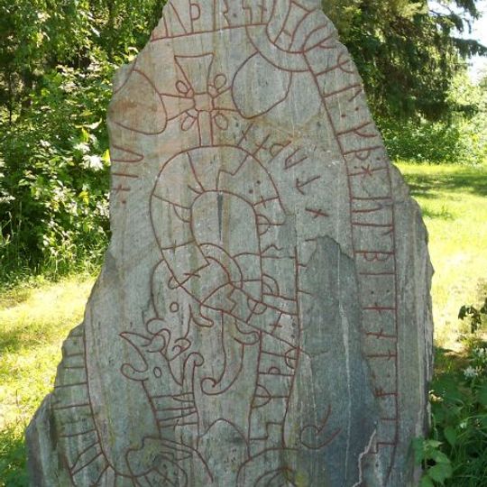 Uppland Runic Inscription 620