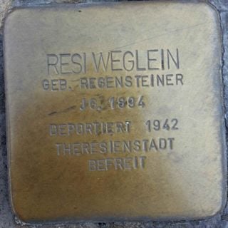 Stolperstein en memoria de Resi Weglein