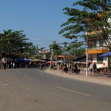 Yangjiang (kapital sa baranggay sa Republikang Popular sa Tsina, Hainan Sheng, lat 19,10, long 110,34)