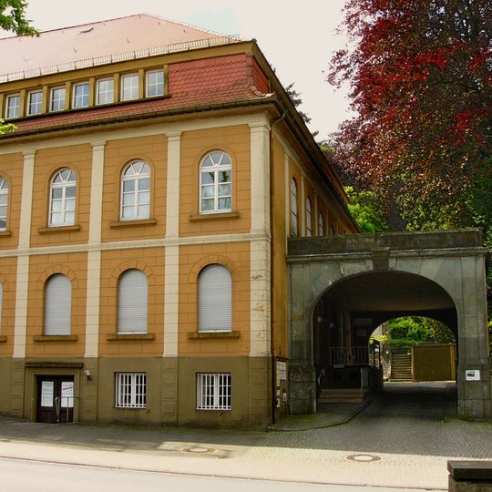 Detmolder Straße 6-10