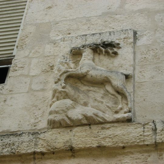 Maison à l'enseigne du Cerf montant