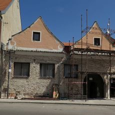 Husova čp. 15, 187, 188, 189