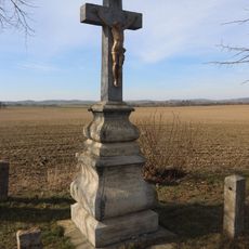 Kříž u cesty severně od Blatnice