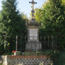 Kříž naproti domu 14 v Libově