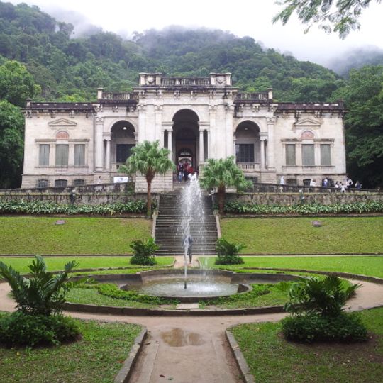 Palácio no Parque Lage