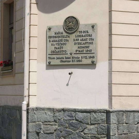 Pomník osvobození na náměstí v Nýrsku