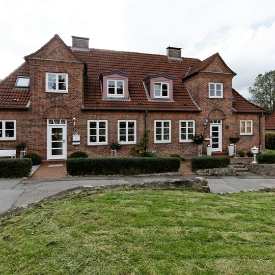 Wohnhaus Dr.-Kirchhoff-Platz 3