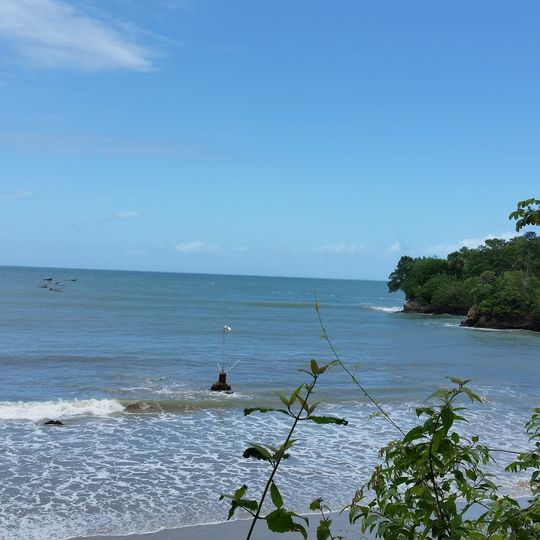 Las Cuevas Bay