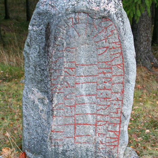 Östergötlands runinskrifter 10