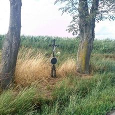 Kříž jižně od Blanice