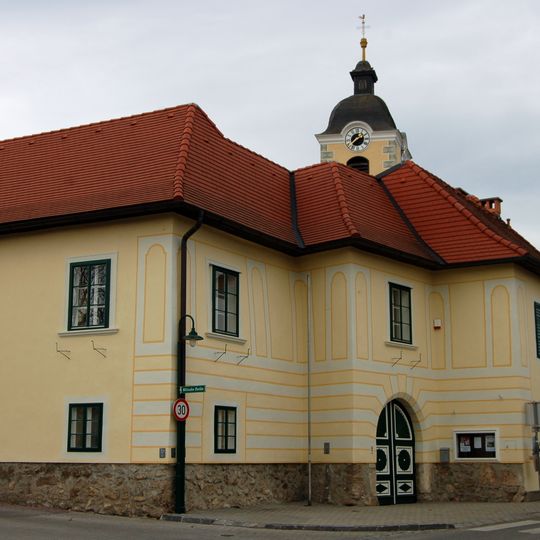 Pfarrhof Weikersdorf am Steinfelde