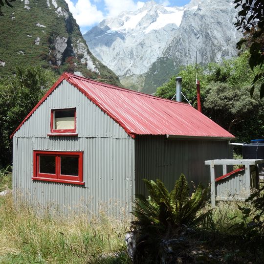 Douglas Rock Hut