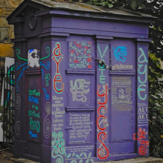 Edinburgh, Cowgate, Police Call Box