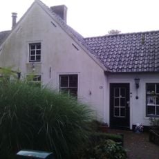 Dorpsstraat 23