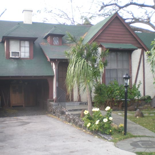 Bartlett Cooper House