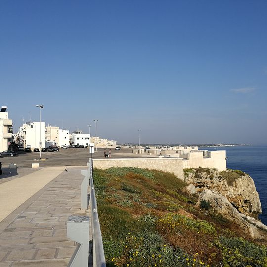 Lungomare Cristoforo Colombo