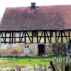 Wykroty, Waska 8 hinten