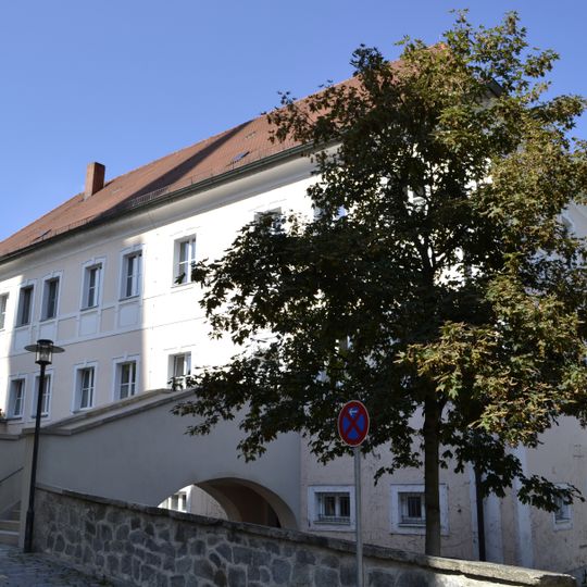 Pfarrhaus, ehemals Chorherrenstift