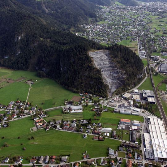 Quarry and former Cement factory Ludesch