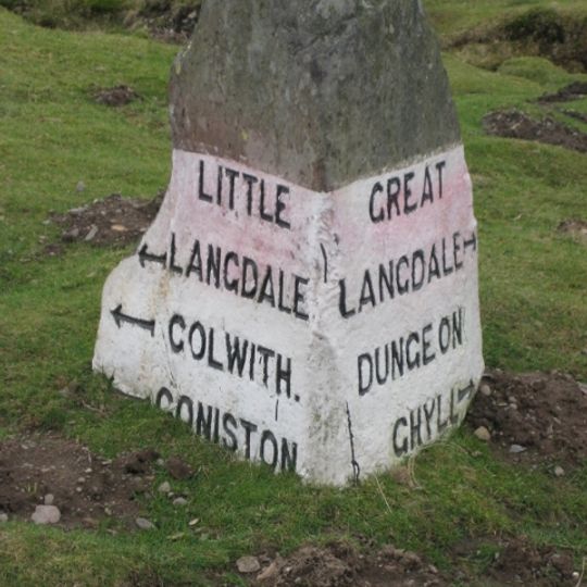 Guidestone, Elterwater Green, jct in village