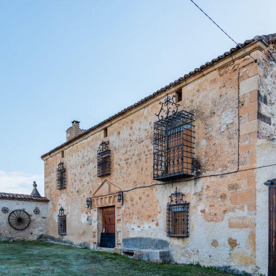 Casa Grande, Valhermoso