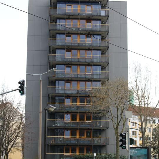Studentenwohnheim St. Petersburger Straße, Dresden