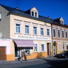 Wohnhaus in halboffener Bebauung Kamenzer Straße 11