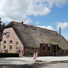Dorp 128, Benschop