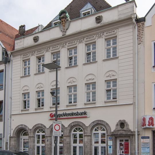 Hauptplatz 23