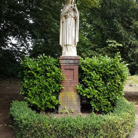 Heilig Hartklooster: beeld van Heilige Theresia van Lisieux