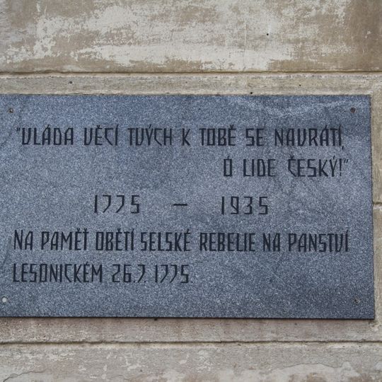 Pamětní deska obětem selské rebelie v Lesonicích