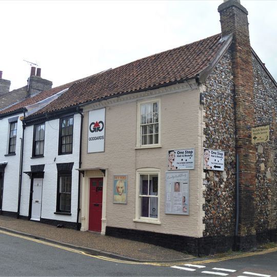 6, 6A-D And 8, Raymond Street