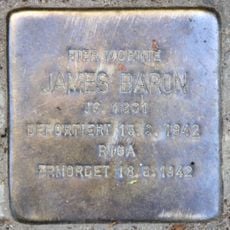 Stolperstein en memoria de James Baron