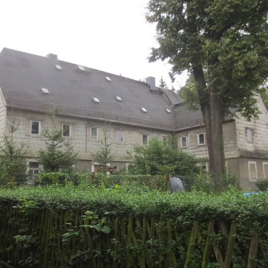 Wohnhaus mit Garten Gartenweg 5