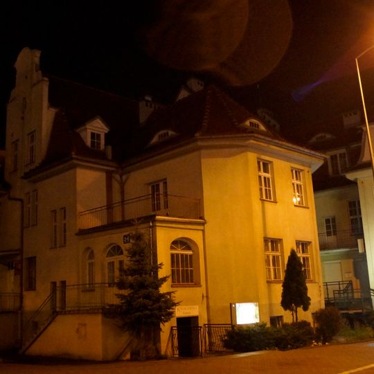 Klinika, ob. przychodnia - bryła budynku