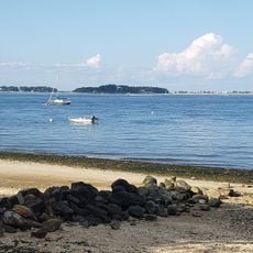 Knollwood Beach