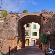 Porta Pisana