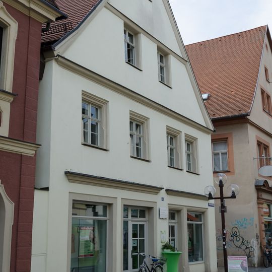 Sophienstraße 6