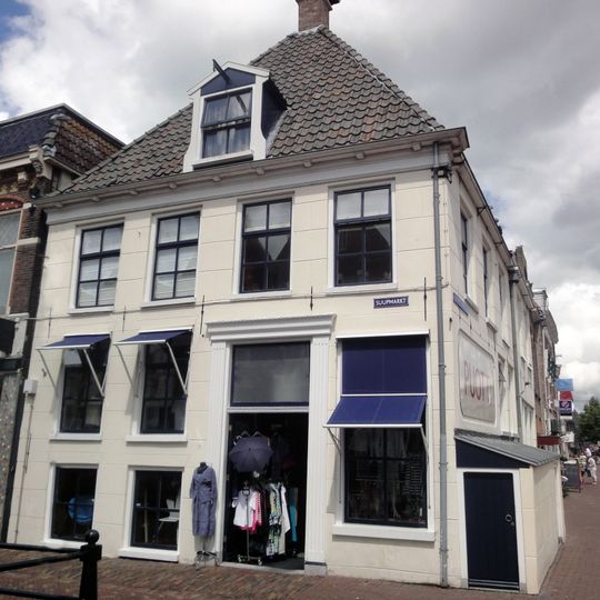 Suupmarkt 21, Sneek