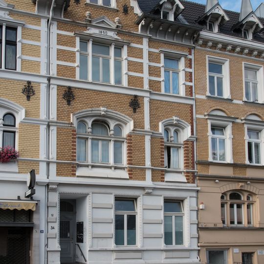 Maximilianstraße 34