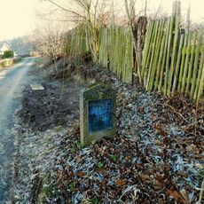Pomníček Františka Mráčka a Josefa Medka v ulici Ke Skále ve Stránčicích