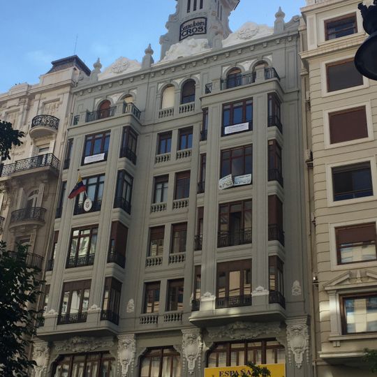 Cros building, Valencia
