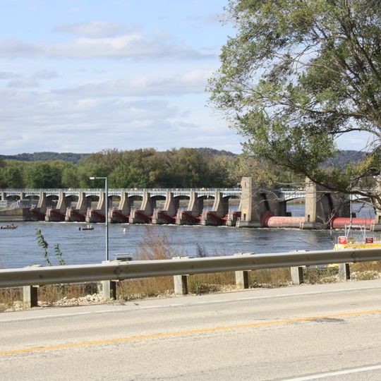 Lock and Dam No. 8