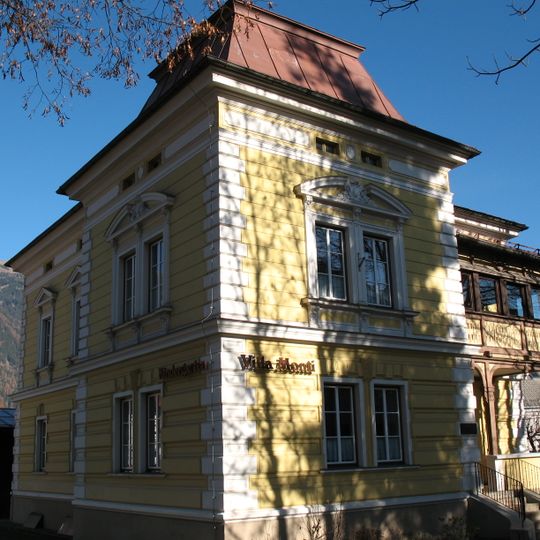 Kindergarten, ehem. Villa Monti