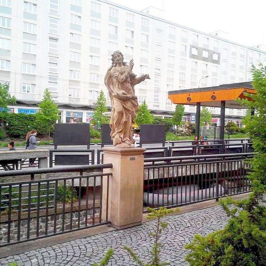 Socha svatého Jana Evangelisty u Chomutovky v Chomutově