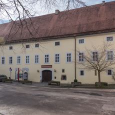 Klosterhof 5, Konventsgebäude