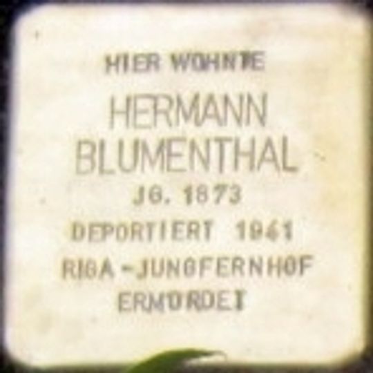 Stolperstein en memoria de Hermann Blumenthal