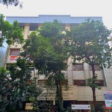 H. R. College of Commerce and Economics